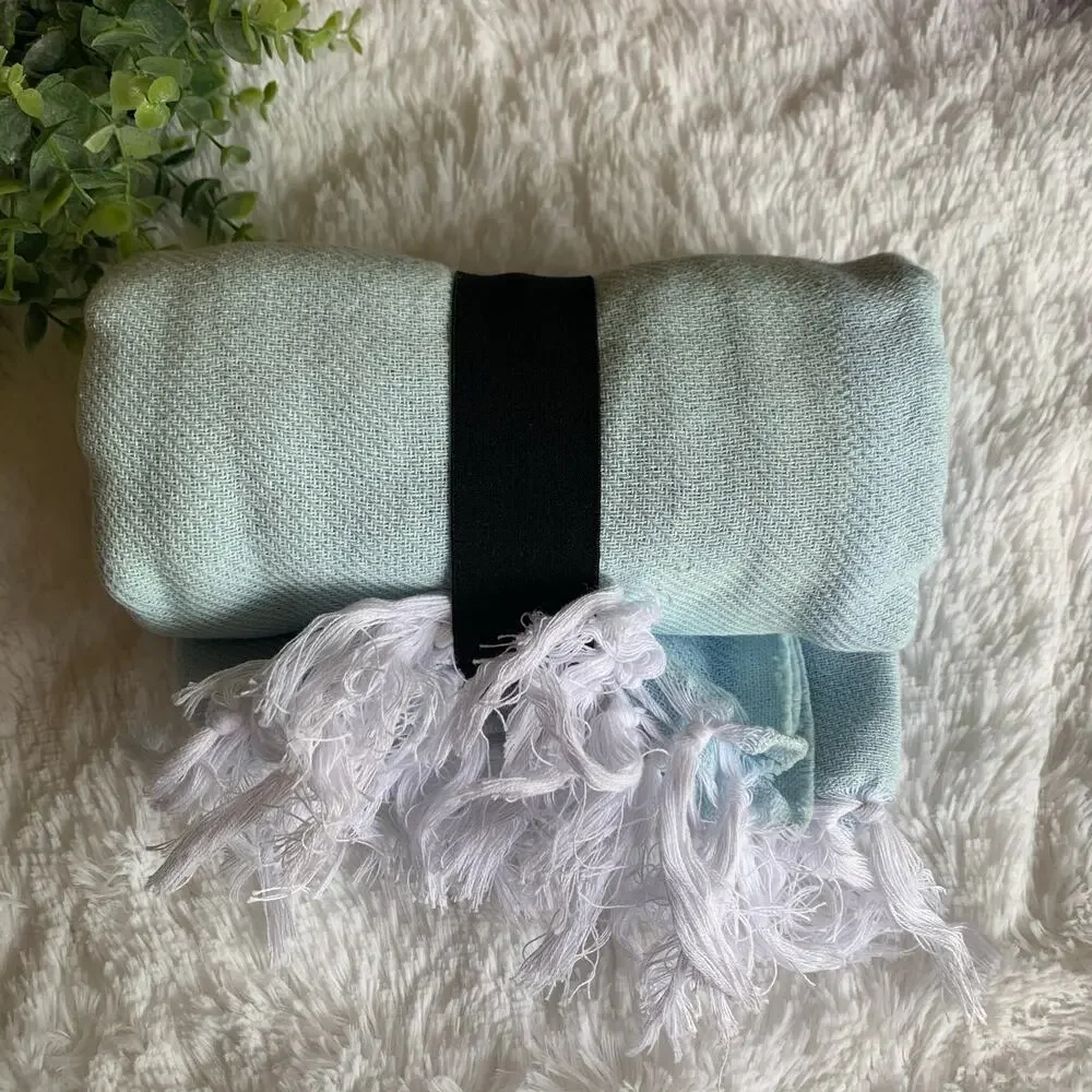 NWT PINK Victoria’s Secret Beach Blanket Tassel Throw Aqua Blue 50x60